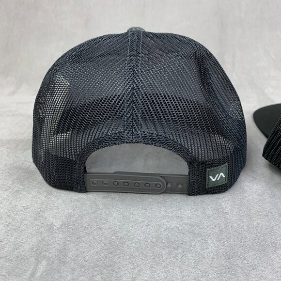Lot of 3 RVCA Hats Gray Black White Snapback Badge Neo Trucker Mesh One Size - Picture 6 of 12